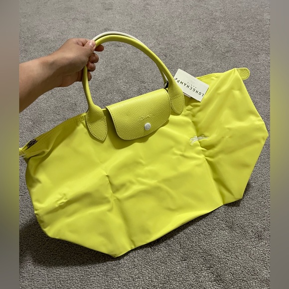 Longchamp Medium Top Handle - Picture 5 of 16